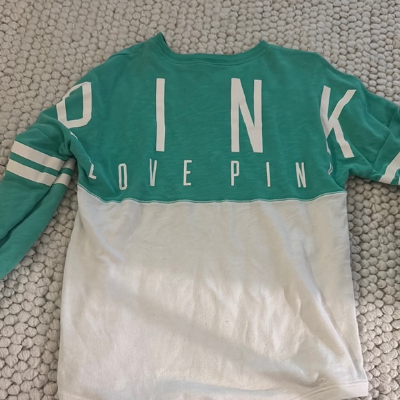 PINK Victoria's Secret Green and White Long Sleeve Tee - Picture 4 of 4
